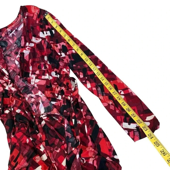 Liz Lange Maternity Long Sleeves Jersey Wrap Dress Size XL Red Black Abstract - Picture 13 of 16